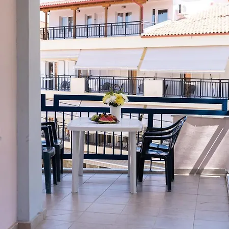 Apartment Thalassenia & 3 Hanioti