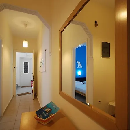 Апартаменты Thalassenia & 3